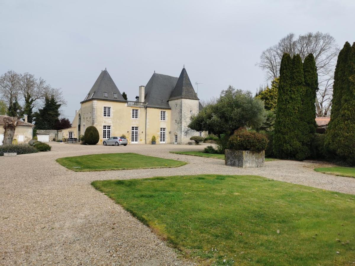 Chateau De La Vallade Saint-Porchaire Ngoại thất bức ảnh